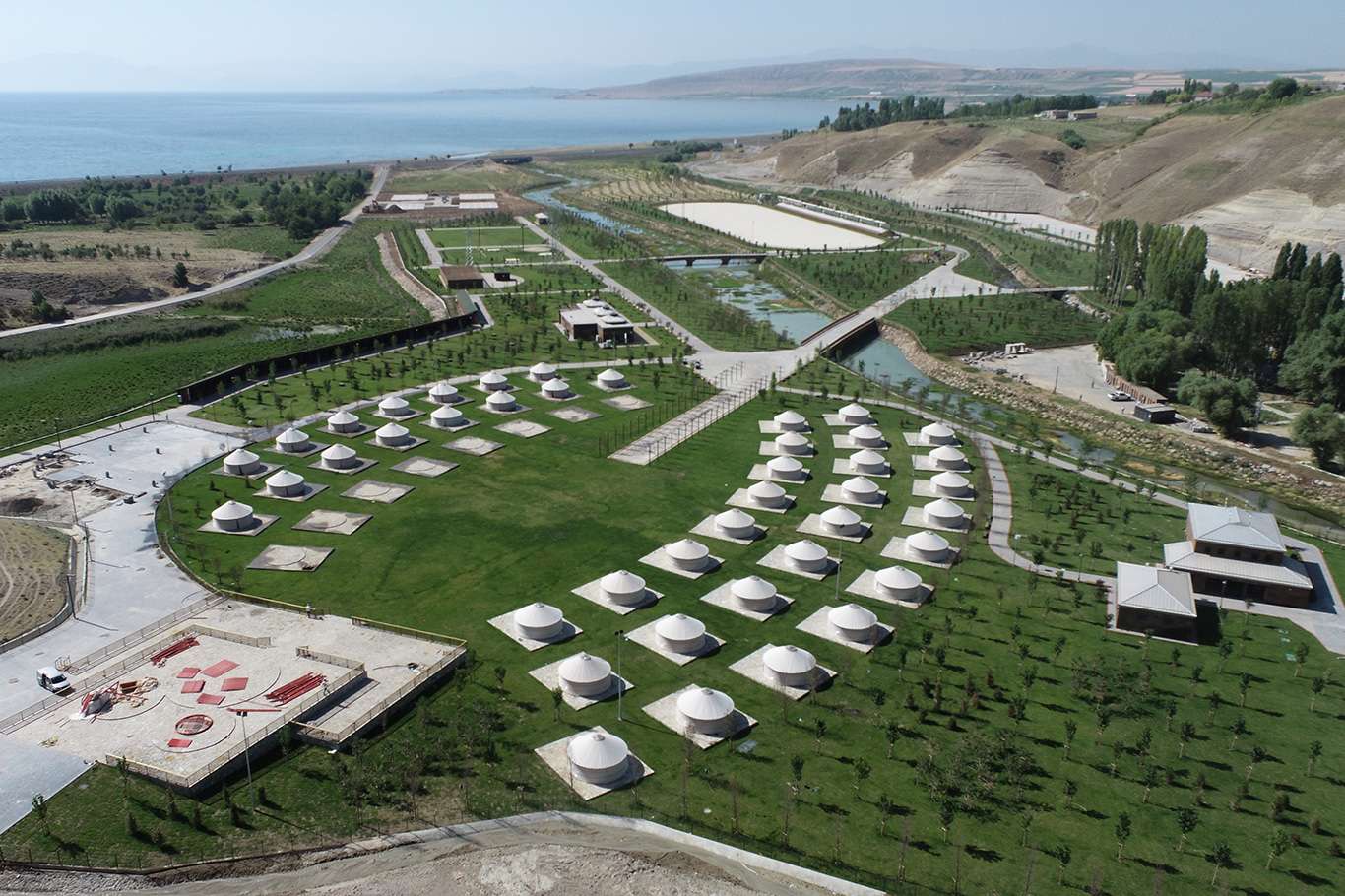 Türkiye'nin en büyük ikinci "Millet Bahçesi" ve Sultan Alparslan Otağı açılışa hazırlanıyor